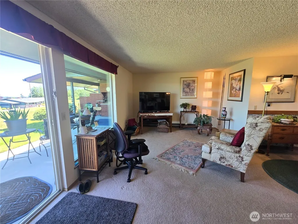 1301 S 3rd Avenue Sequim WA 98382