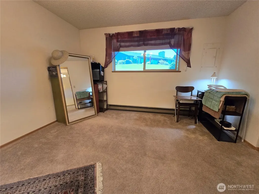 1301 S 3rd Avenue Sequim WA 98382