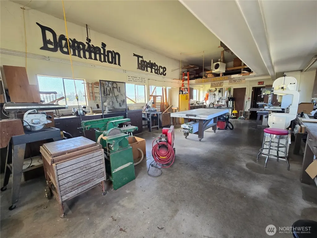 1301 S 3rd Avenue Sequim WA 98382