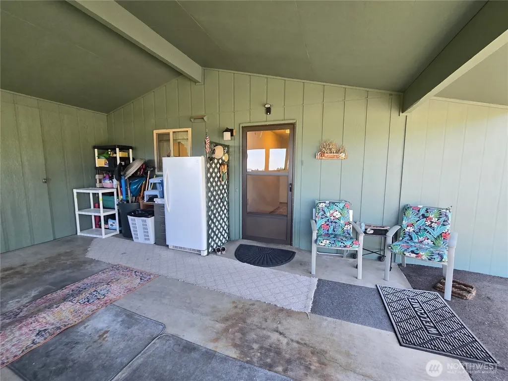 1301 S 3rd Avenue Sequim WA 98382