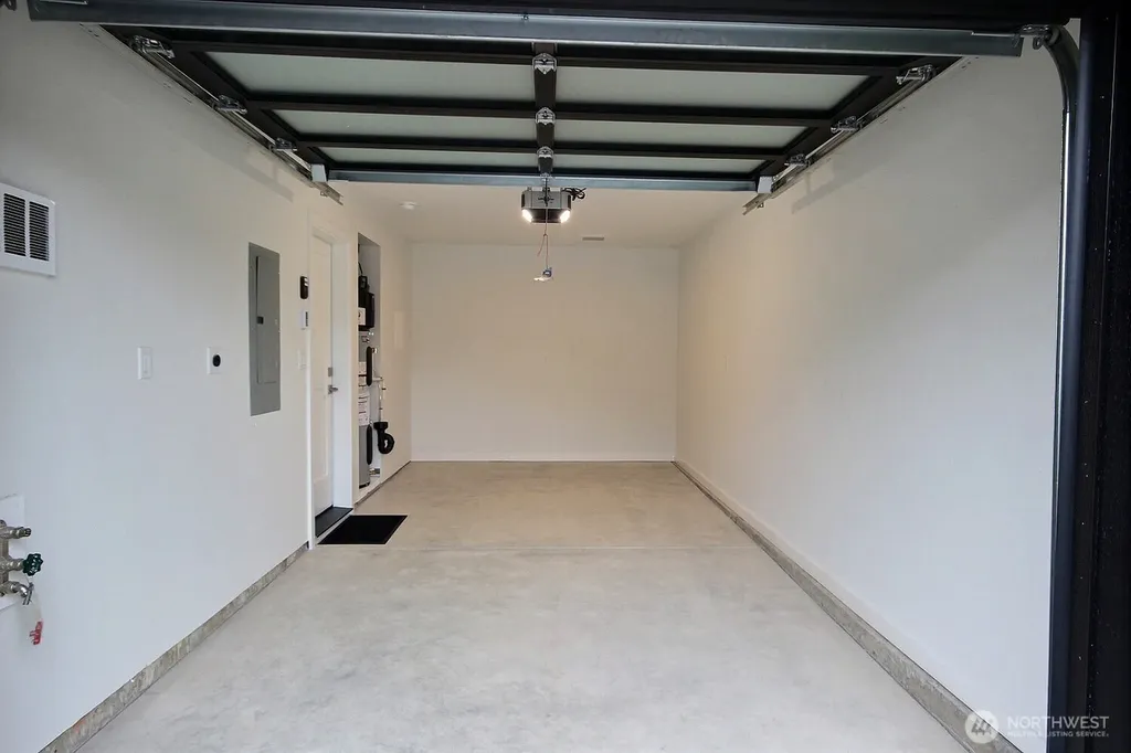 813 NE 90th Street Seattle WA 98115