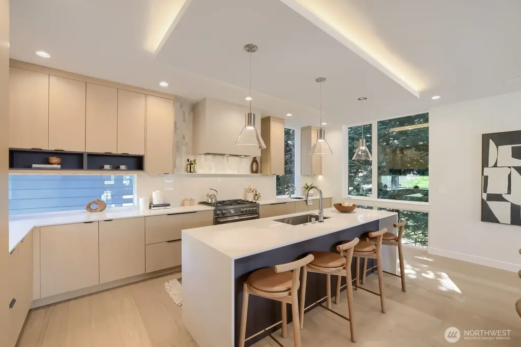 813 NE 90th Street Seattle WA 98115