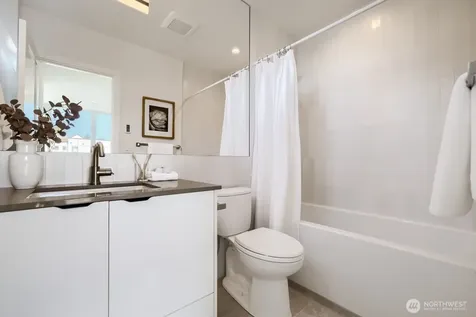 813 NE 90th Street Seattle WA 98115