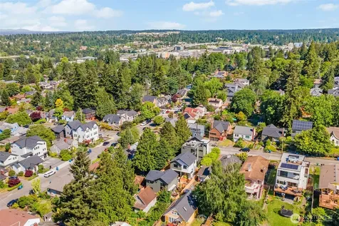 813 NE 90th Street Seattle WA 98115