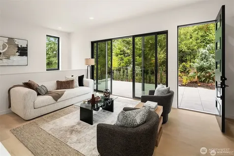 290 118th Avenue SE Bellevue WA 98005