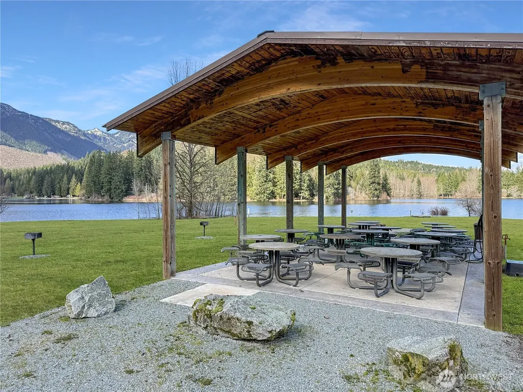 44847 Kloshe Trail Concrete WA 98237