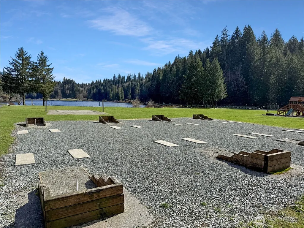 44847 Kloshe Trail Concrete WA 98237