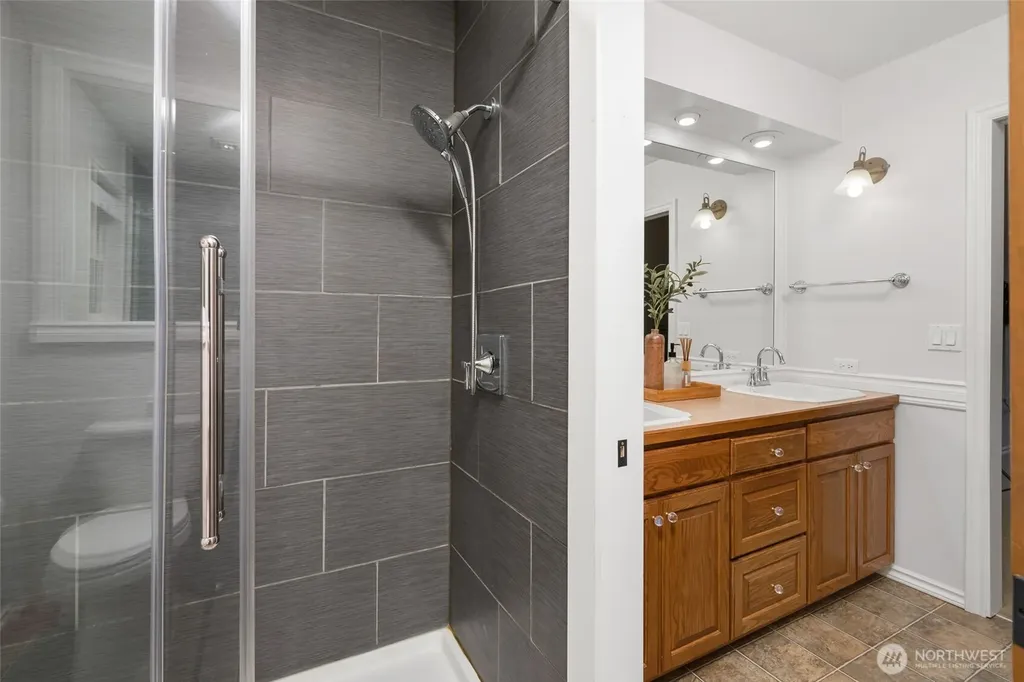 216 Denneboom Road Coupeville WA 98239