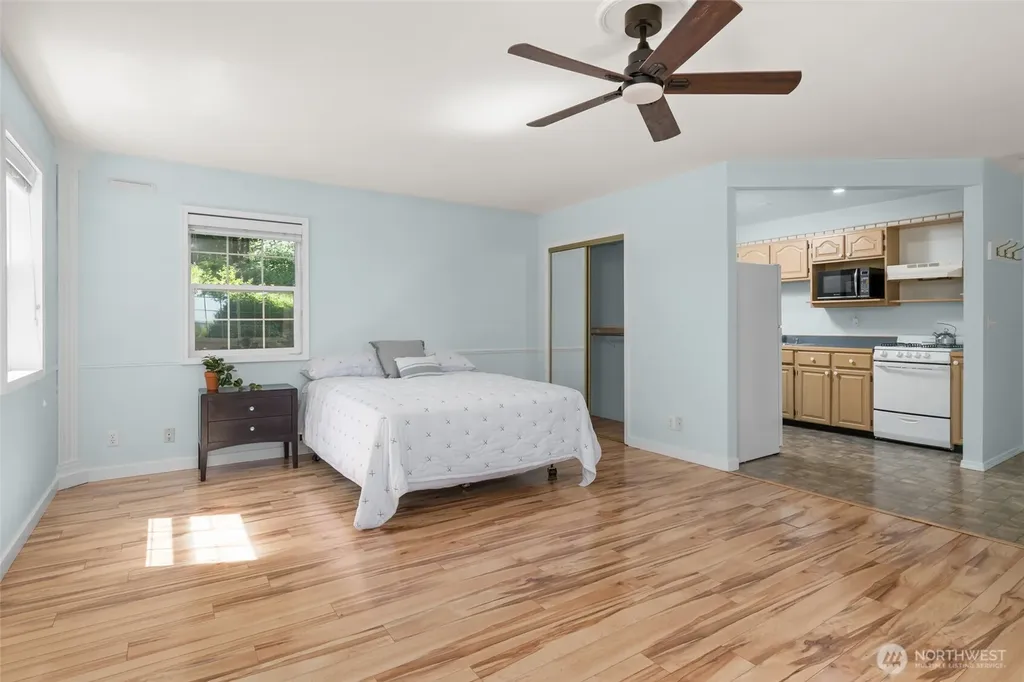216 Denneboom Road Coupeville WA 98239