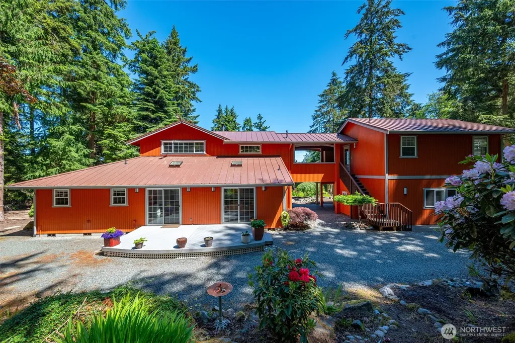 216 Denneboom Road Coupeville WA 98239