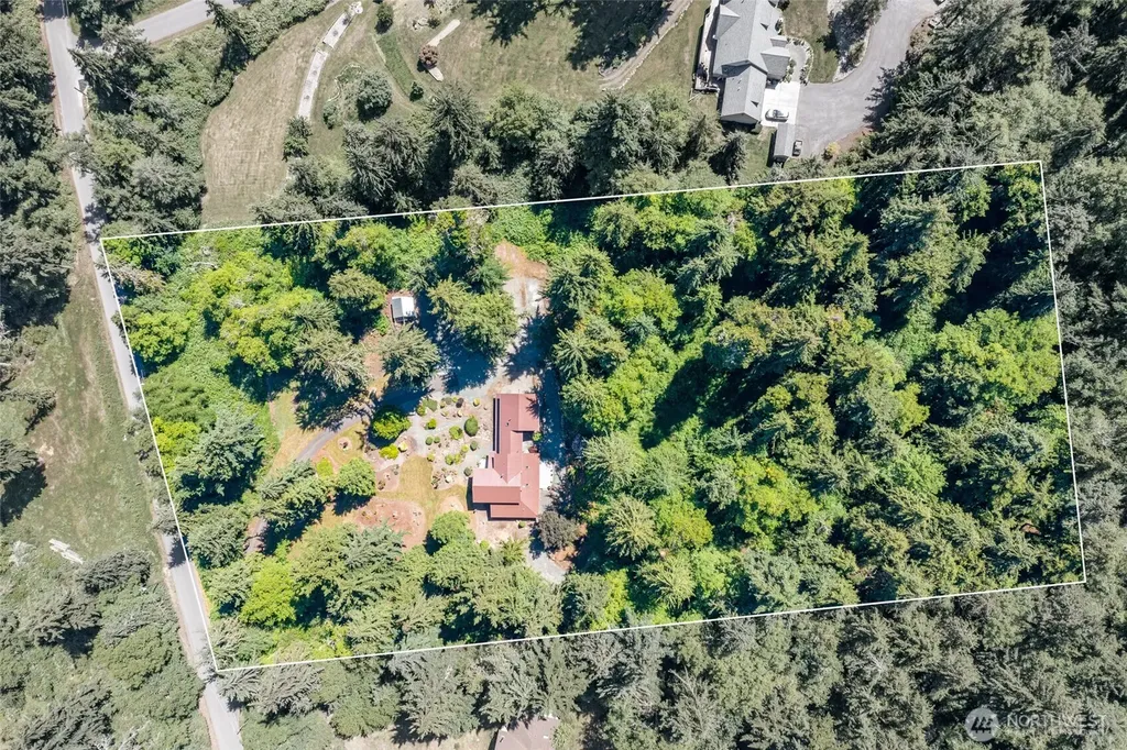 216 Denneboom Road Coupeville WA 98239