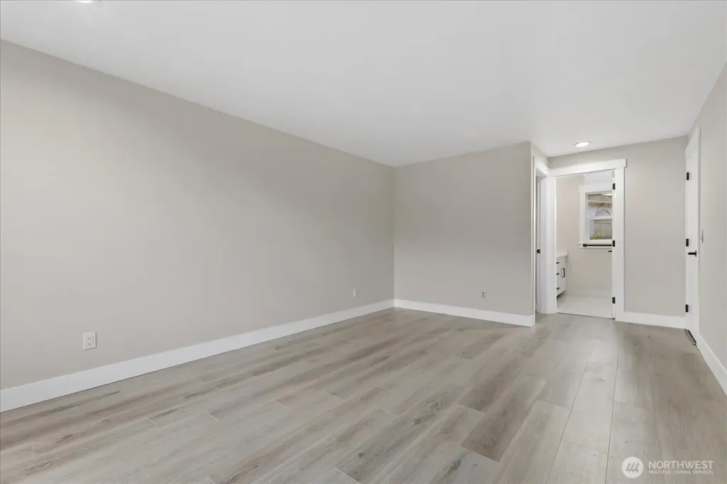 11206 SE 219th Place Kent WA 98031