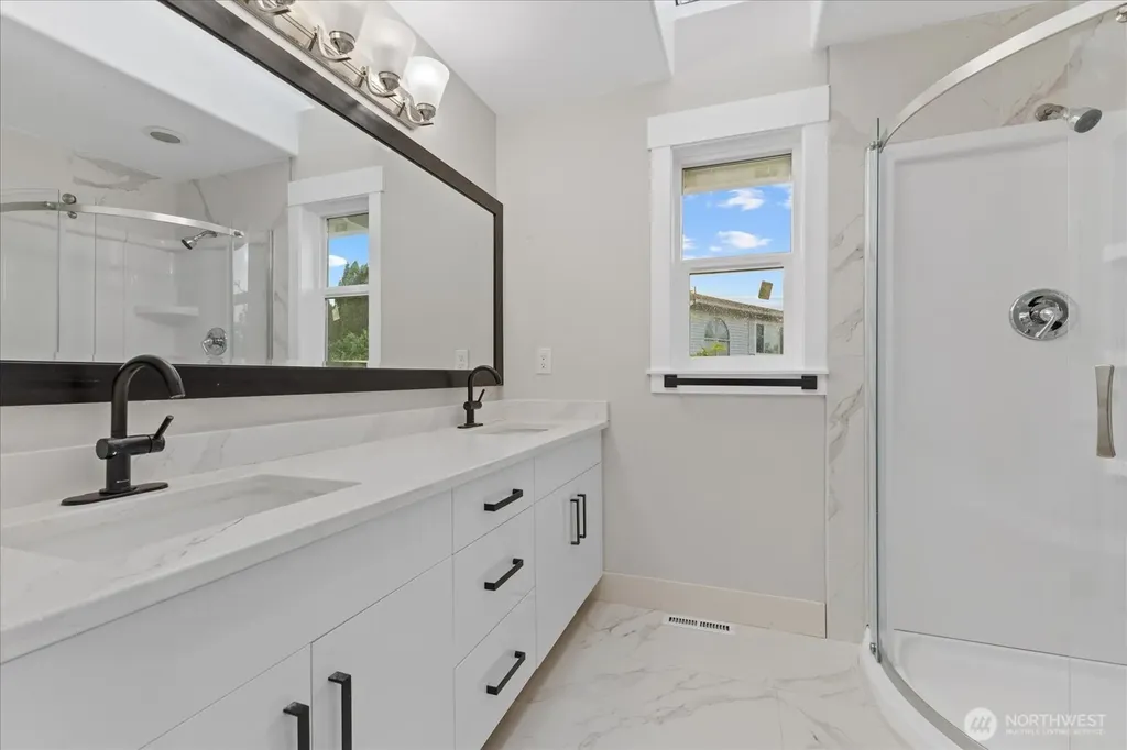 11206 SE 219th Place Kent WA 98031