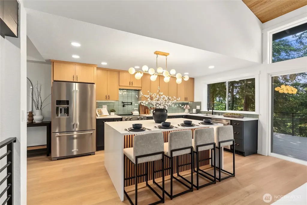 6025 96th Street SW Mukilteo WA 98275