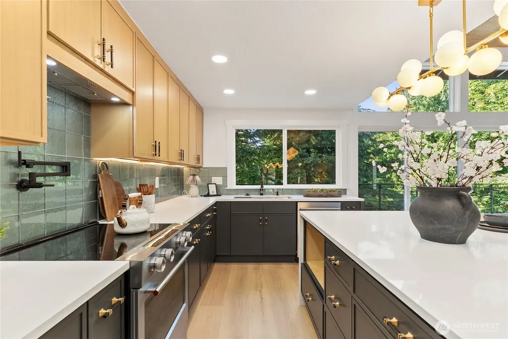 6025 96th Street SW Mukilteo WA 98275