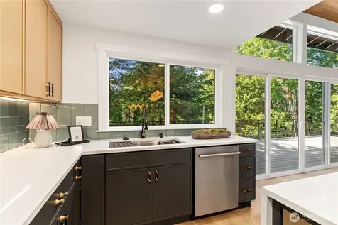 6025 96th Street SW Mukilteo WA 98275