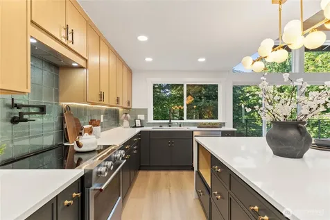6025 96th Street SW Mukilteo WA 98275