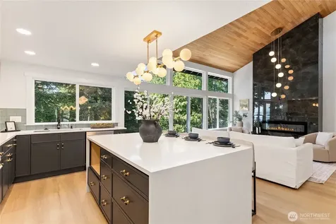 6025 96th Street SW Mukilteo WA 98275