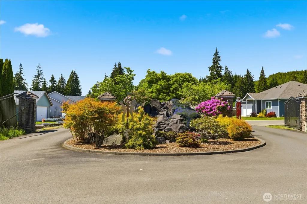 40 Sand Trap Lane Aberdeen WA 98520