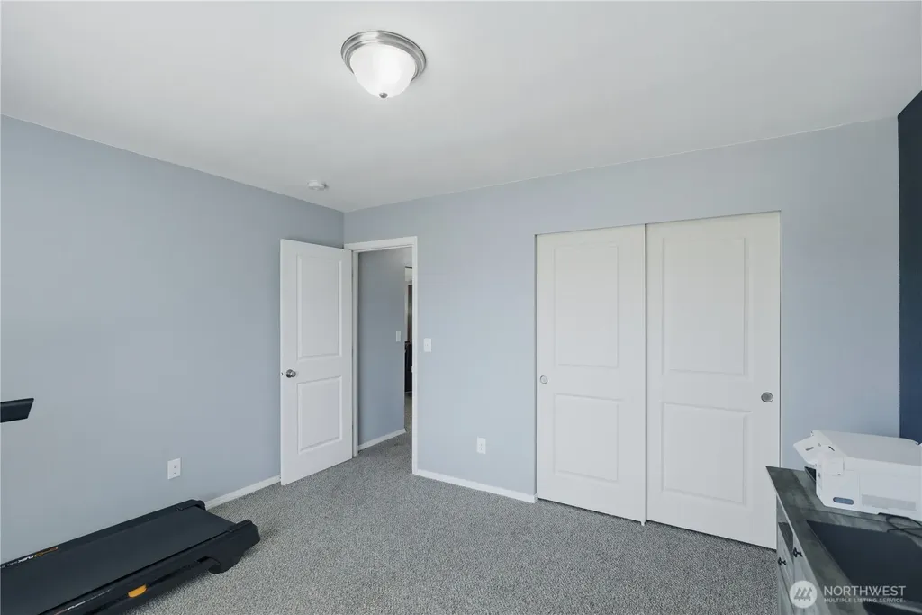 40 Sand Trap Lane Aberdeen WA 98520