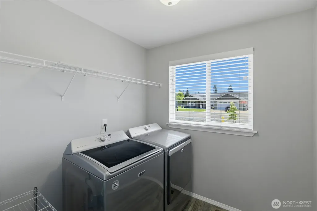 40 Sand Trap Lane Aberdeen WA 98520