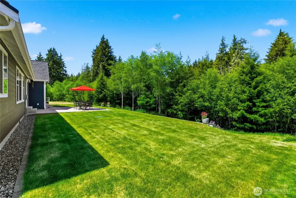 40 Sand Trap Lane Aberdeen WA 98520