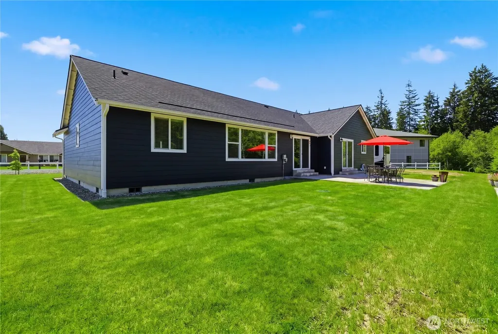 40 Sand Trap Lane Aberdeen WA 98520