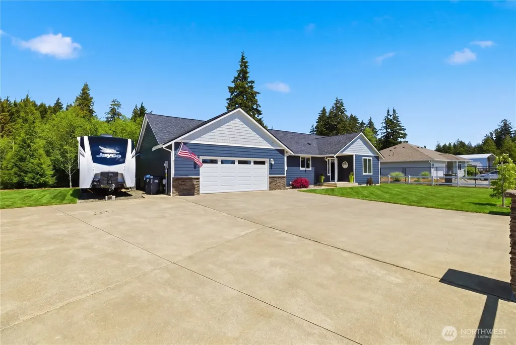 40 Sand Trap Lane Aberdeen WA 98520