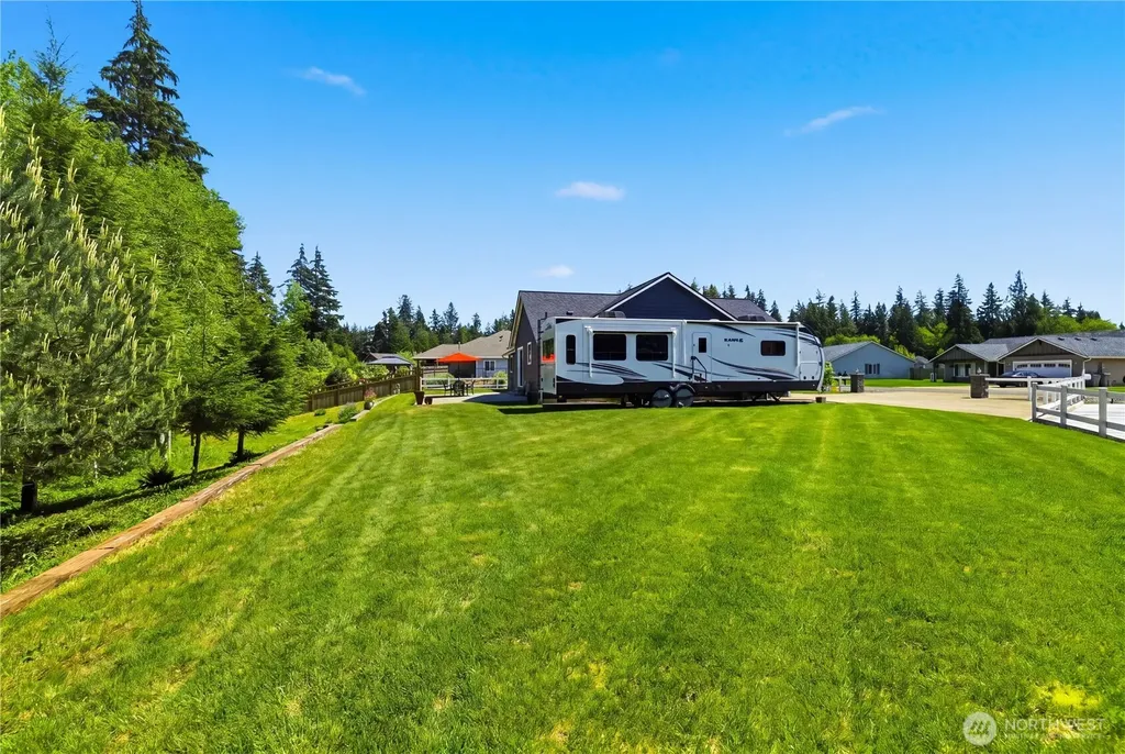 40 Sand Trap Lane Aberdeen WA 98520