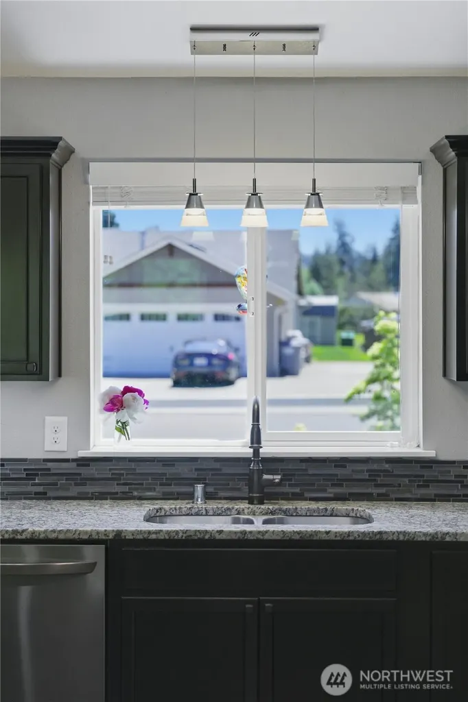 40 Sand Trap Lane Aberdeen WA 98520