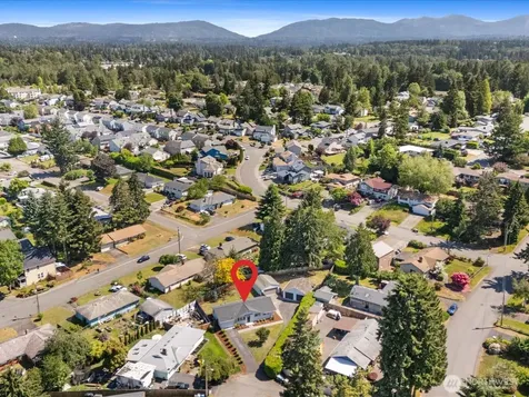 18014 110th Place SE Renton WA 98055
