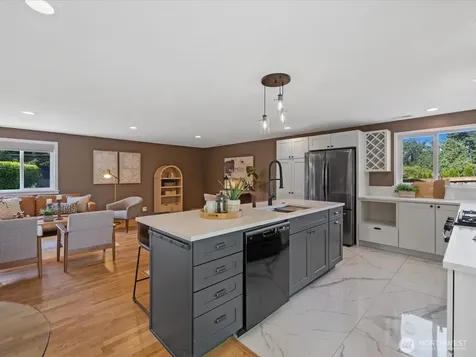 18014 110th Place SE Renton WA 98055