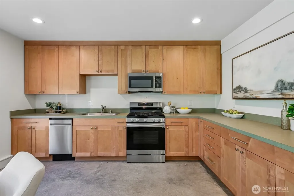 4620 Evenstar Lane Freeland WA 98249