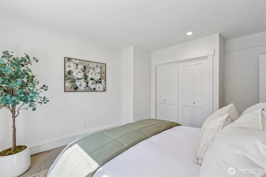 4620 Evenstar Lane Freeland WA 98249