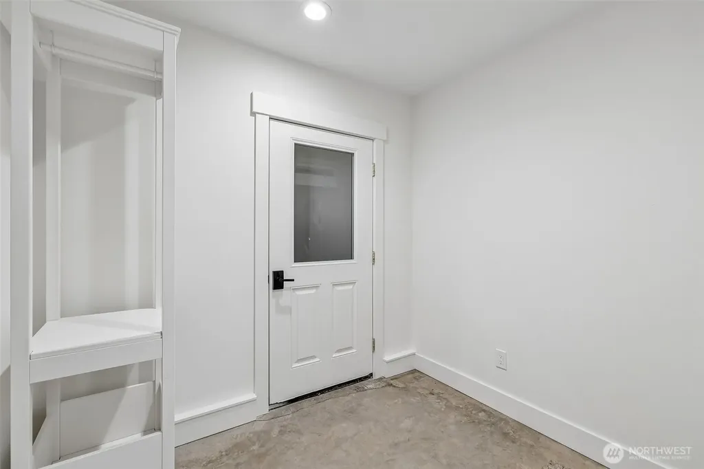 4620 Evenstar Lane Freeland WA 98249