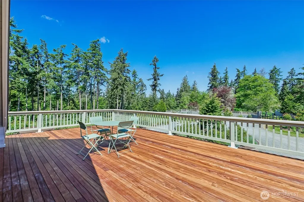 4620 Evenstar Lane Freeland WA 98249