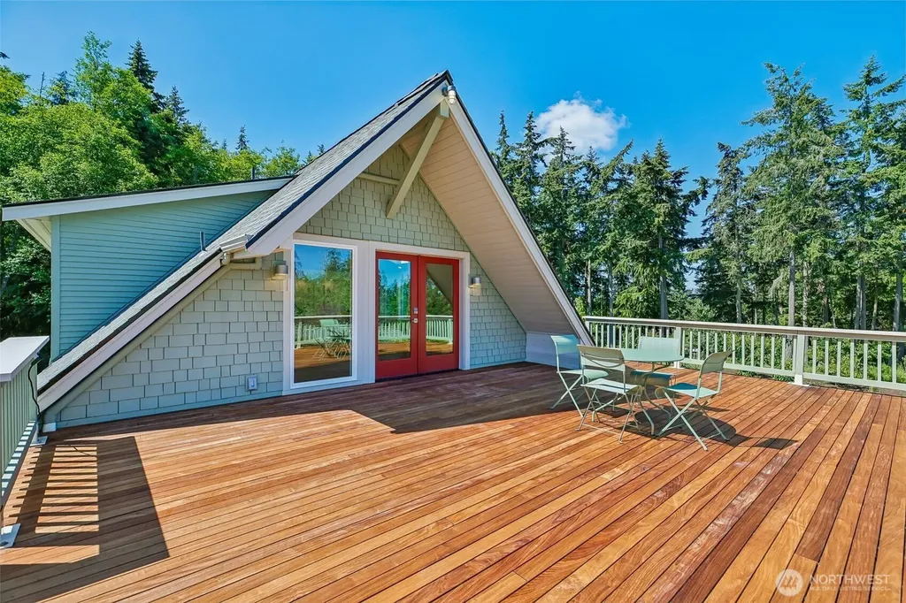 4620 Evenstar Lane Freeland WA 98249