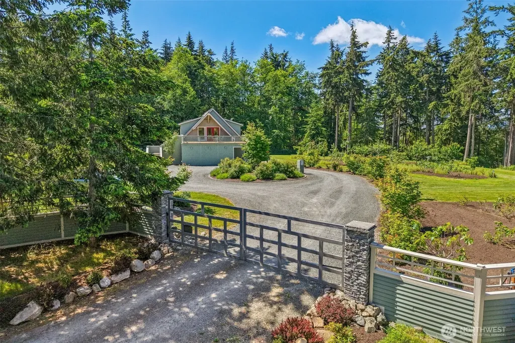 4620 Evenstar Lane Freeland WA 98249