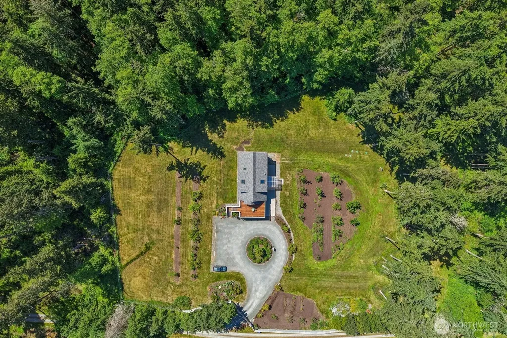 4620 Evenstar Lane Freeland WA 98249