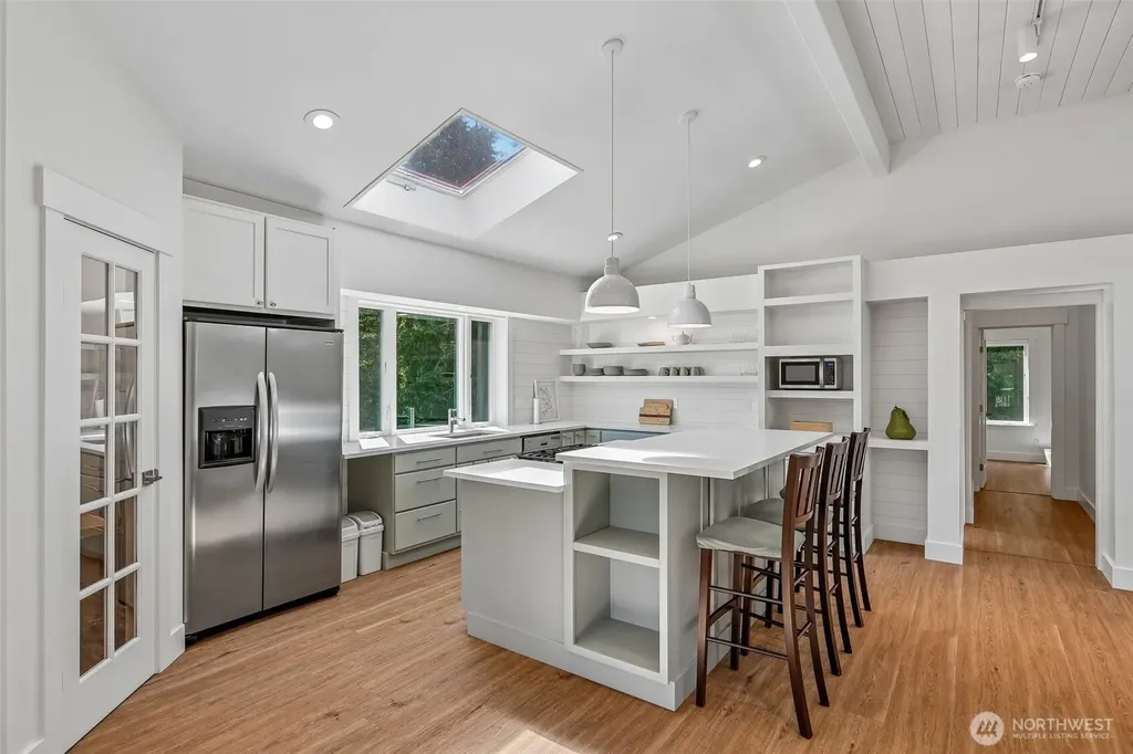 4620 Evenstar Lane Freeland WA 98249