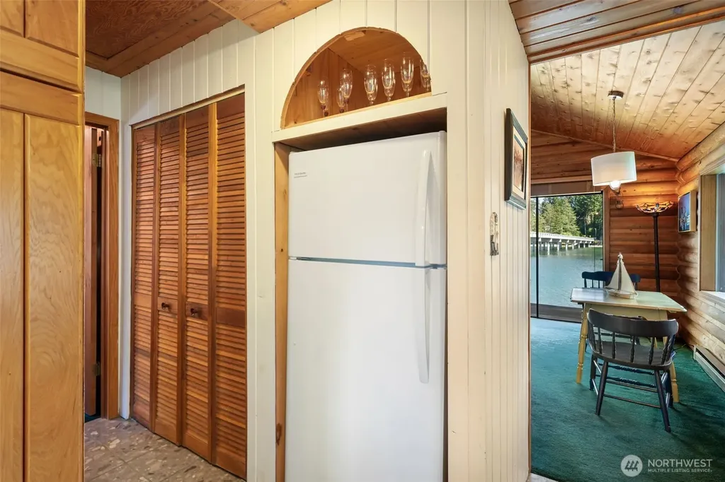100 E Treasure Island Drive Allyn WA 98524