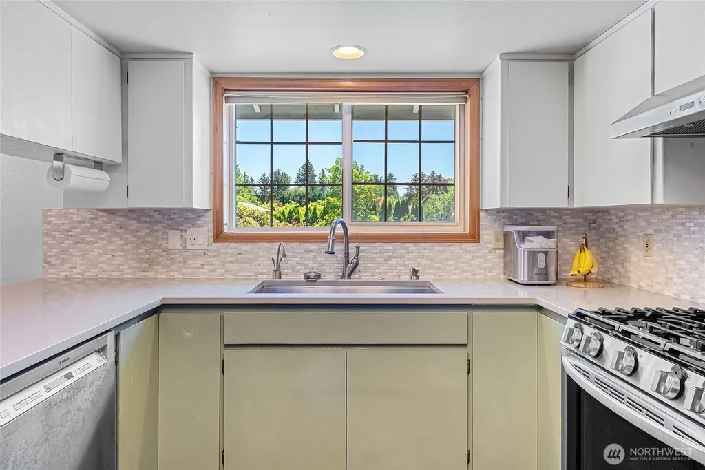 2525 Silves Court Everson WA 98247