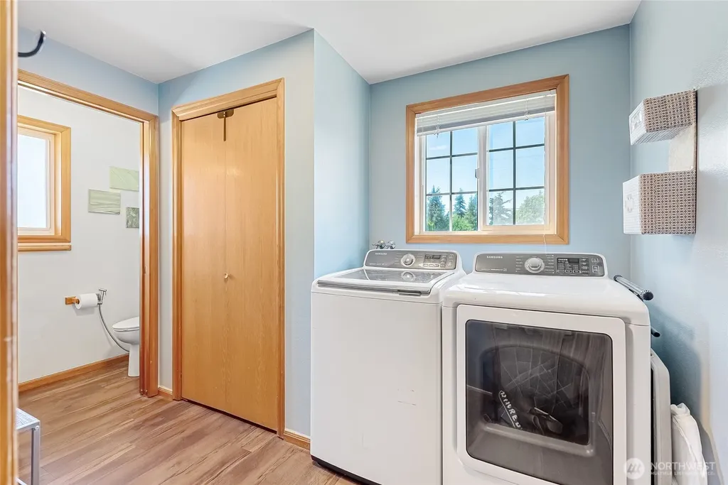 2525 Silves Court Everson WA 98247