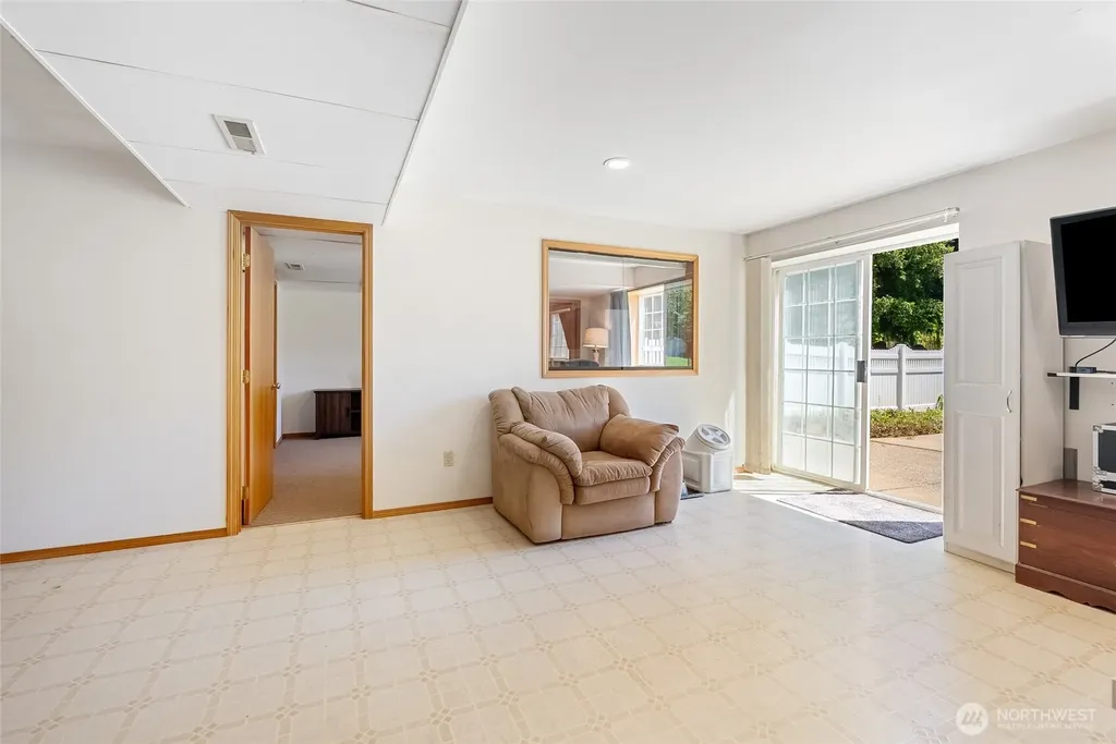 2525 Silves Court Everson WA 98247
