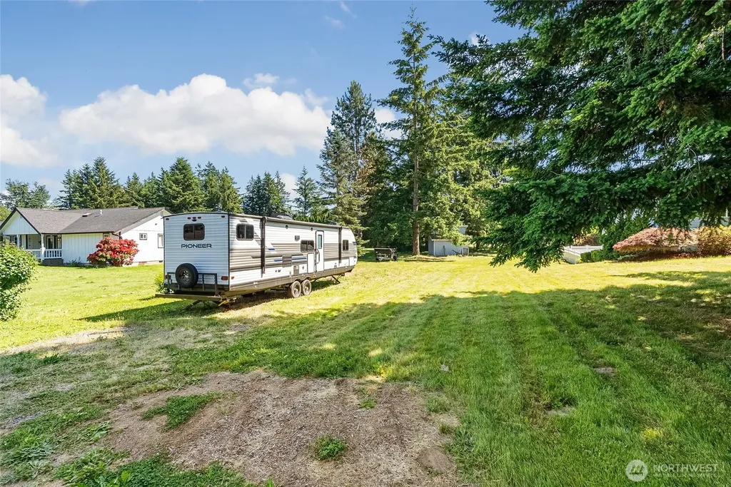 2525 Silves Court Everson WA 98247