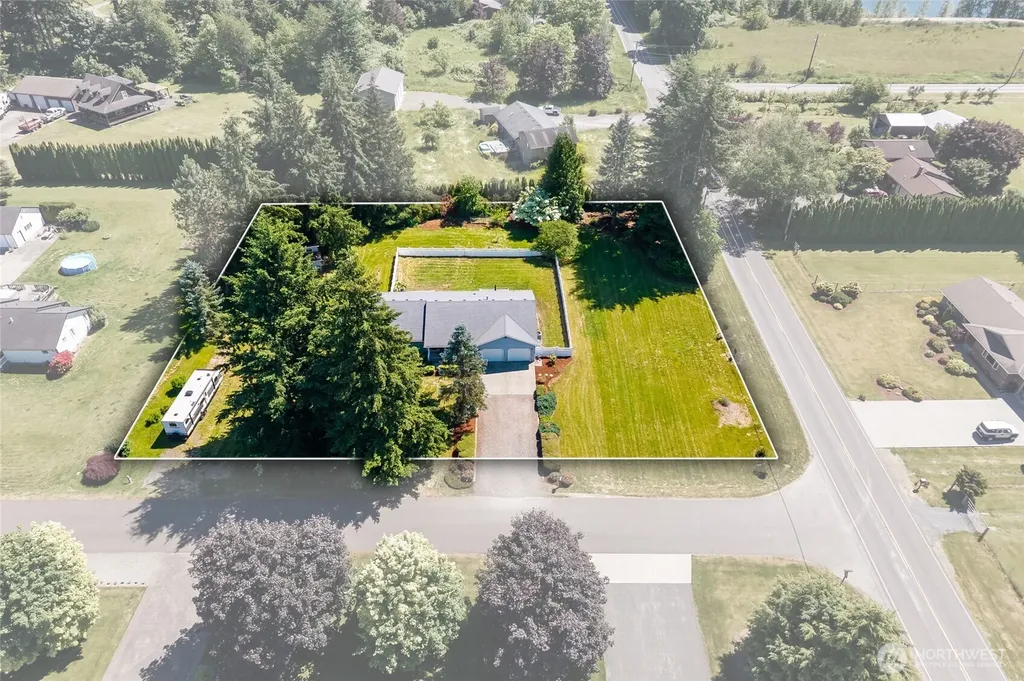2525 Silves Court Everson WA 98247