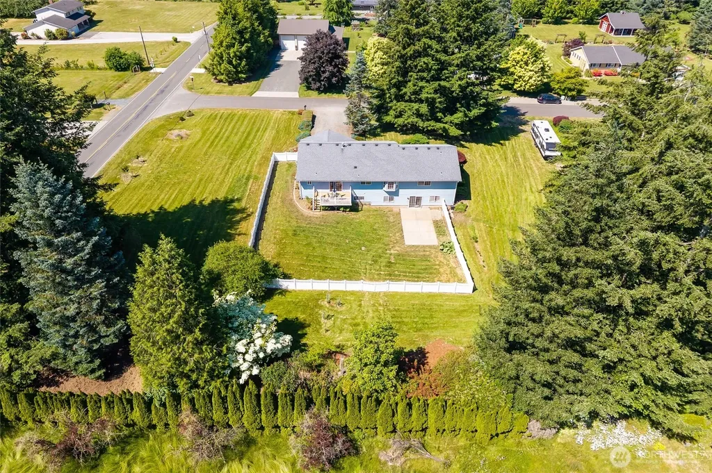 2525 Silves Court Everson WA 98247