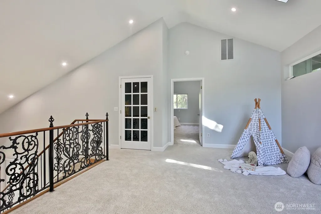 4249 Timberline Road Clinton WA 98236