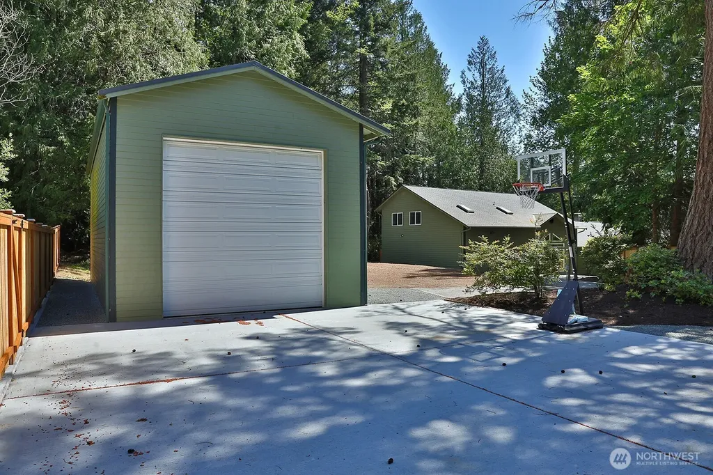 4249 Timberline Road Clinton WA 98236