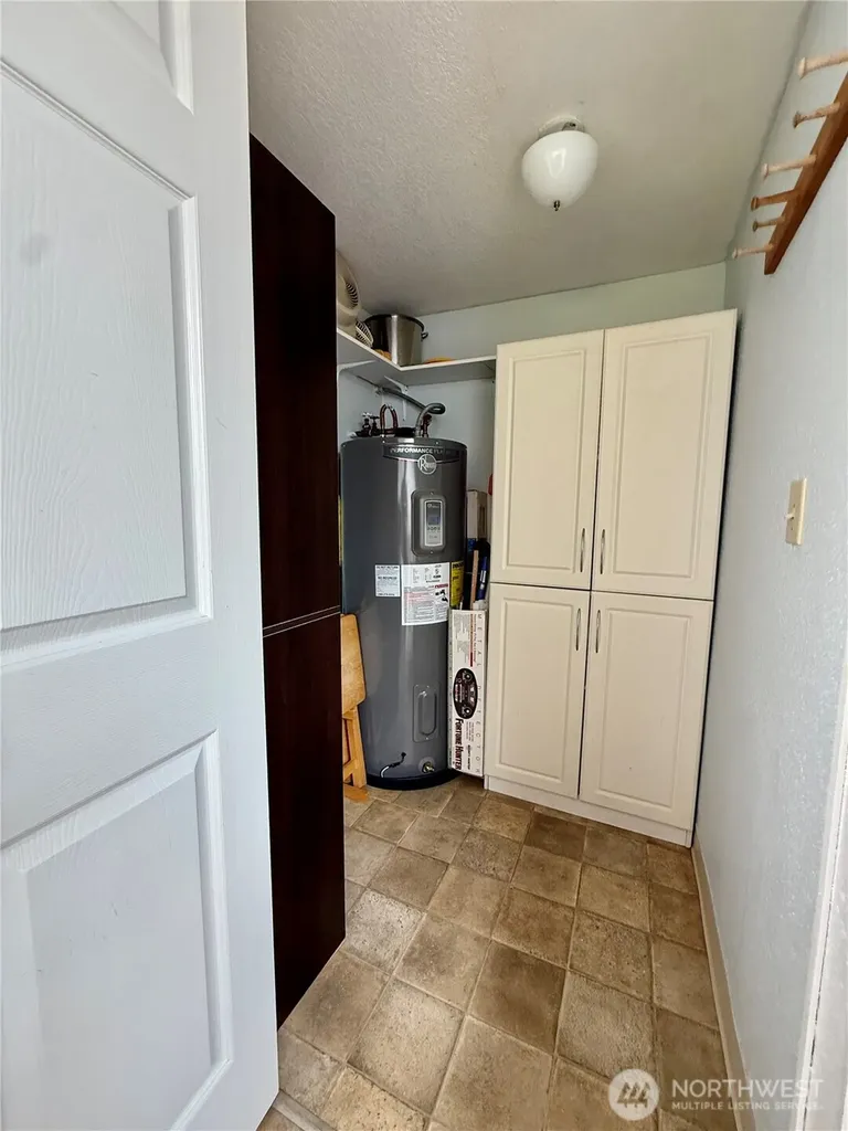 3469 Douglas Street Grayland WA 98547